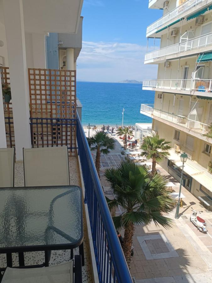 Seaside Family Apartment Loutraki Екстер'єр фото