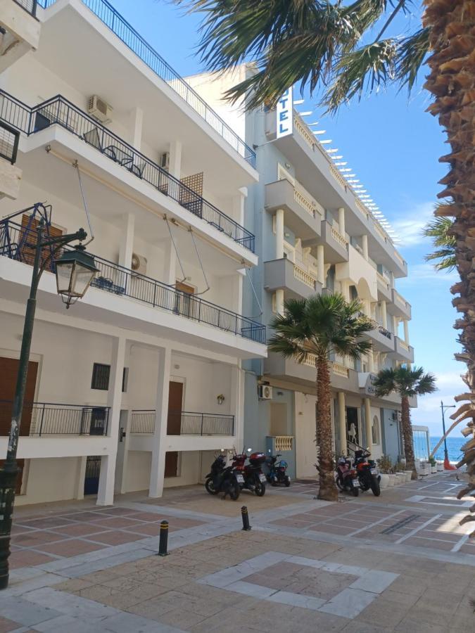 Seaside Family Apartment Loutraki Екстер'єр фото